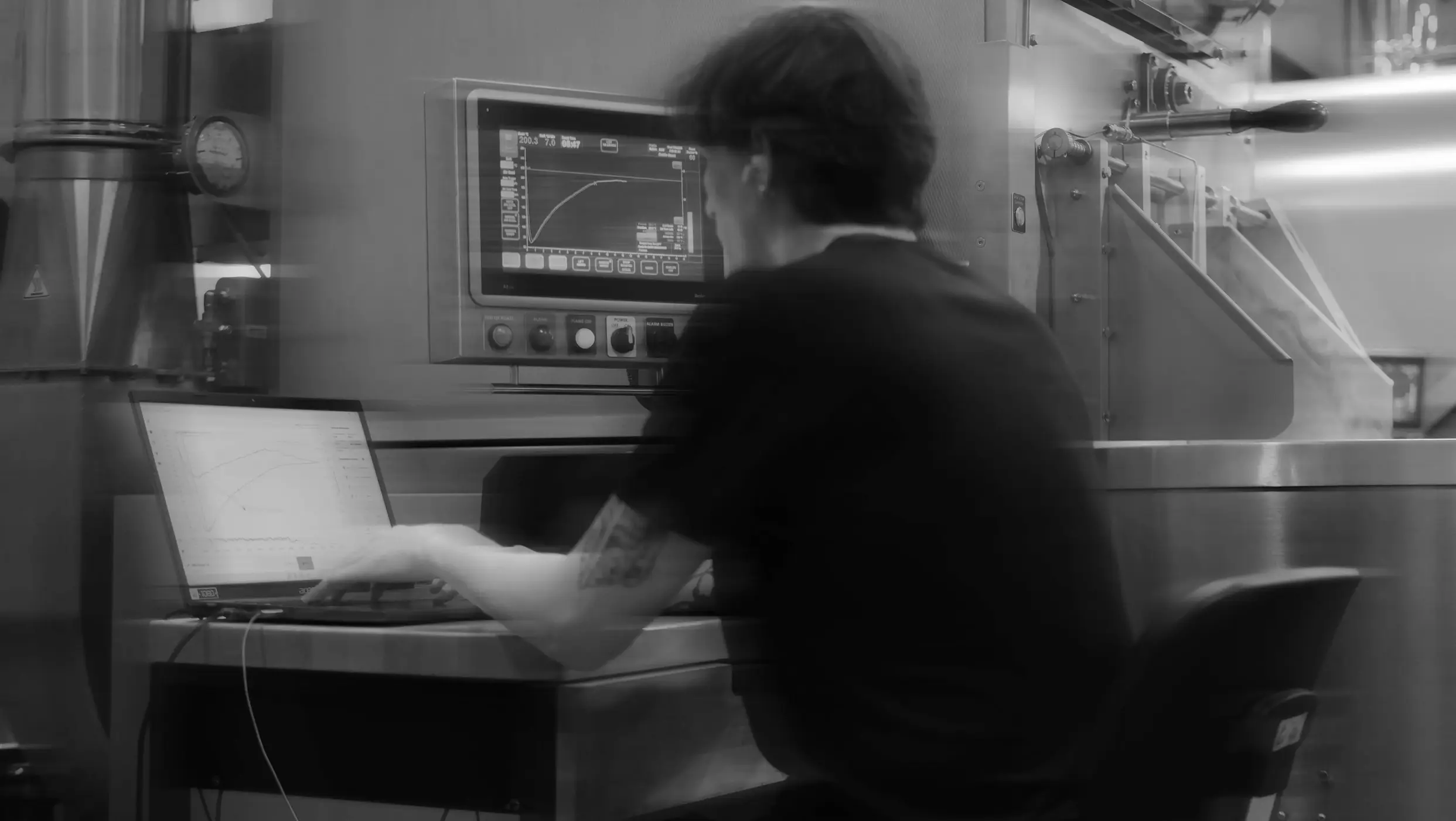 Контроль графиков обжарки зерна в реальном времени